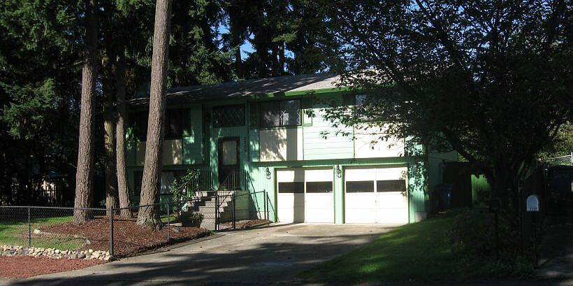1st image of 2205 26th Ave SE
