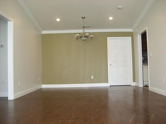 2nd image of 5816 Canary Dr