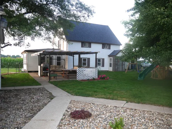 1221 N State Route 1 #17, Momence, IL 60954