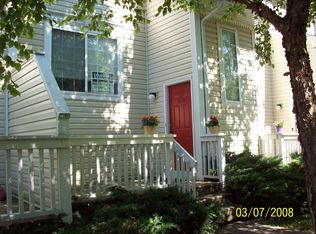 1615 Liberty St #19-3, Hanover Park, IL 60133