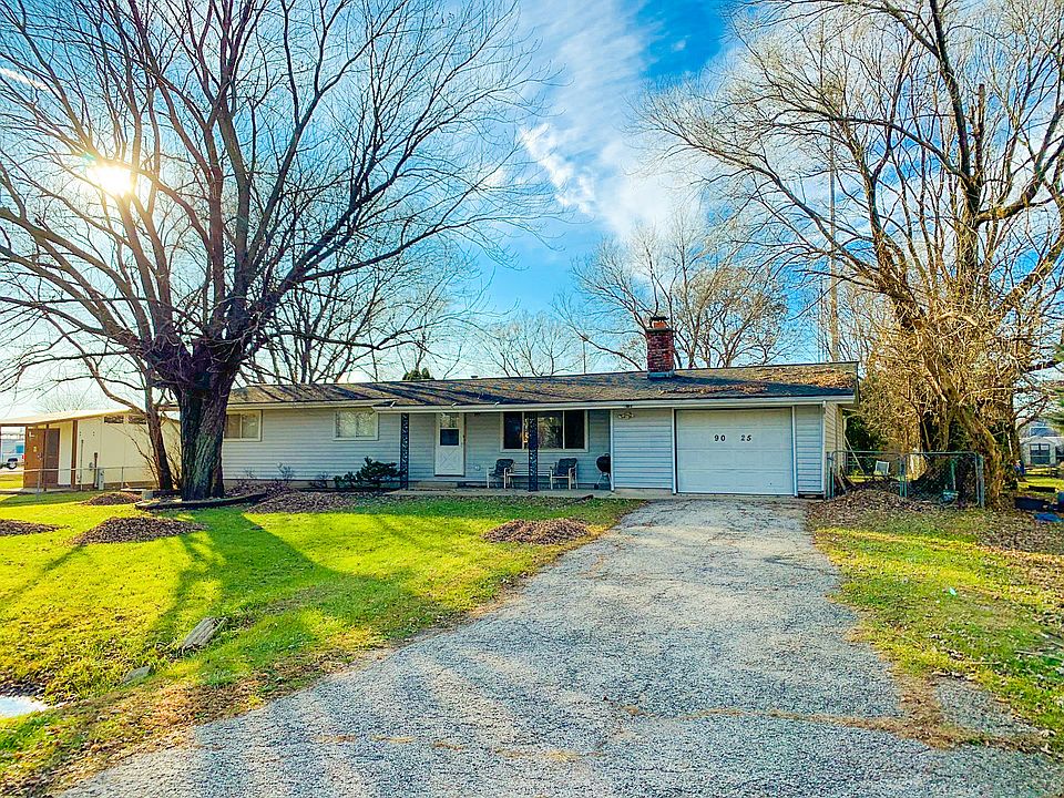 1st image of 9025 N Dresden Dr
