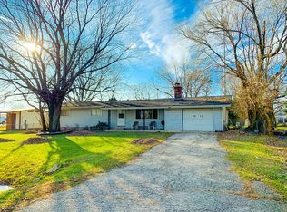 9025 N Dresden Dr, Morris, IL 60450