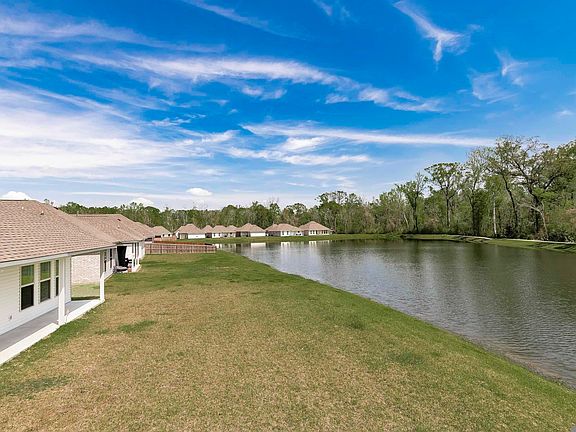 2nd image of 8228 Treeline Dr