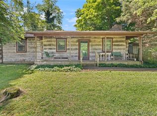1538 E Ash Hollow Ln, Scottsburg, IN 47170