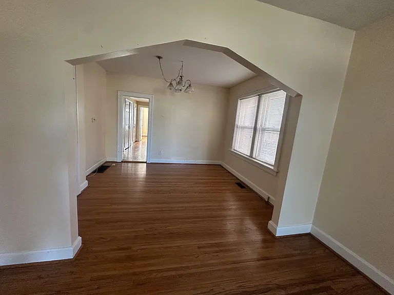 7260 Wise Ave — Photo 12