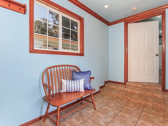 5th image of 5190 Caspar Ave