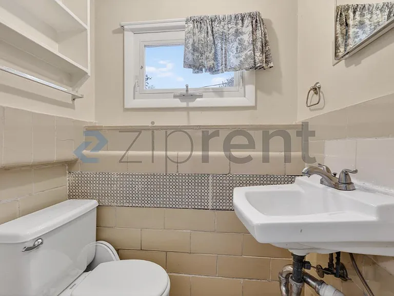 30 Mary Ln — Photo 24