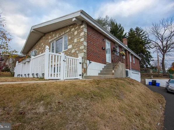 747 Charette Rd, Philadelphia, PA 19115