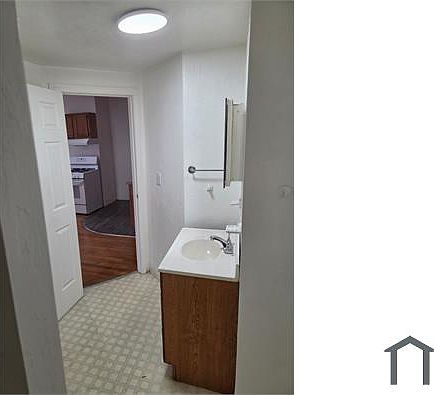 2nd image of 472 Park Ave APT 5