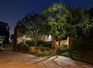 448 Laguna Rd, Pasadena, CA 91105