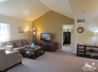 2700 Golf Club Dr APT 2, Palm Springs, CA 92264