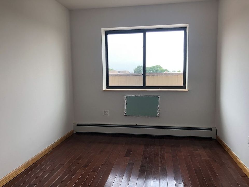 1st image of 3749 81st St APT 7A