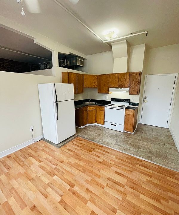 1st image of 10 S 14th St #401