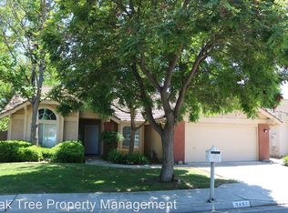 3487 W Vartikian Ave, Fresno, CA