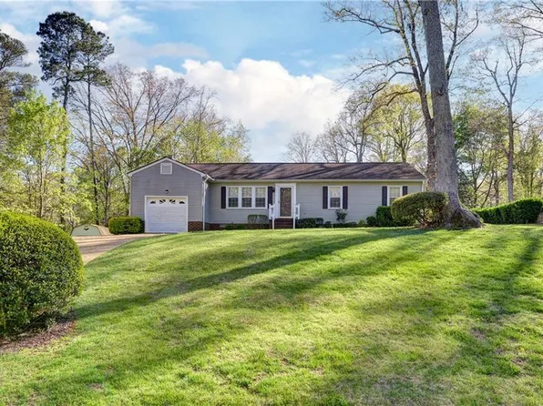 110 Chapel Hill Ln, Williamsburg, VA 23188