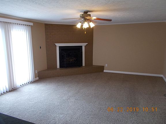 3rd image of 3531 E Surrey Dr