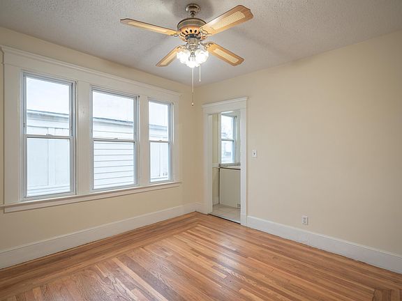 3rd image of 16 Ellsworth Ave #2