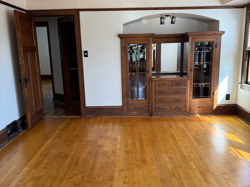 Dining room**

** carpet installation scheduled for mid-September