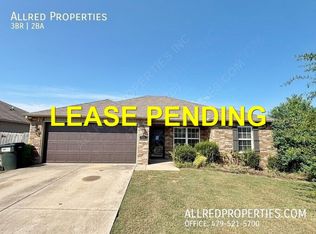 791 Morningside Dr, Centerton, AR 72719