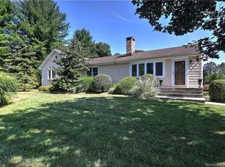 31 Lorraine Dr, Monroe, CT 06468