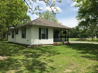 317 Smith St, Herrin, IL 62948