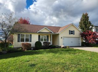 8724 Robin Dr, Erie, PA 16509