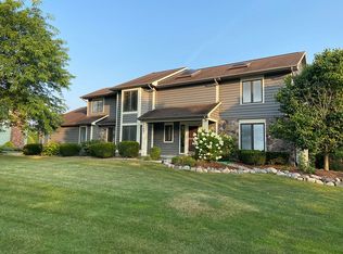 11401 Dell Loch Way, Fort Wayne, IN 46814