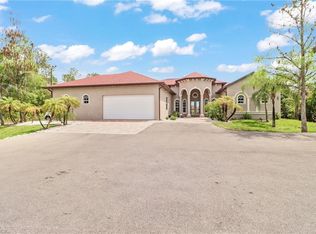 1460 39th St SW, Naples, FL 34117