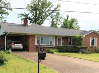 924 Lynn Cir, Tupelo, MS 38804