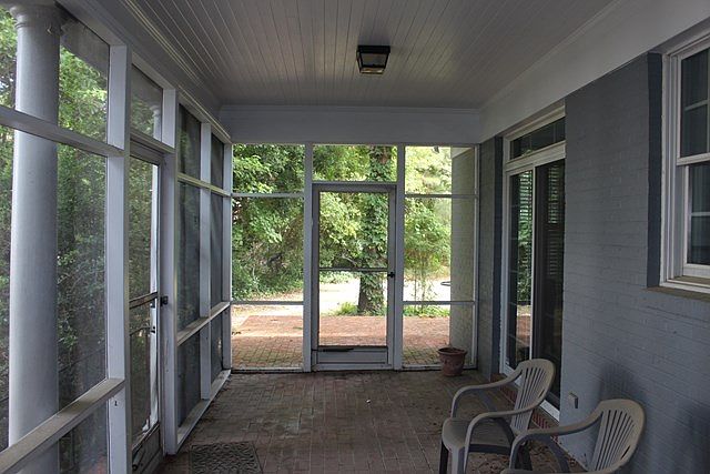 2nd image of 2604 Pine Needles Rd