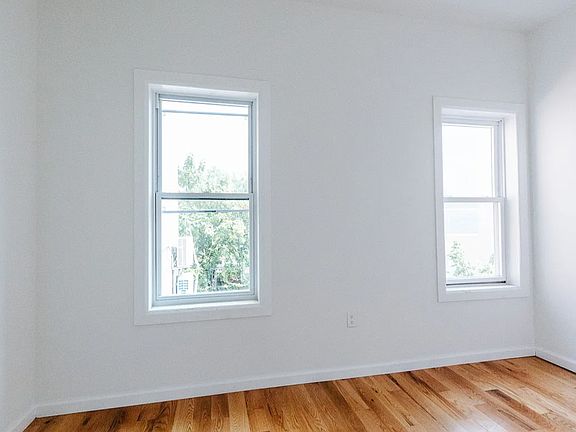 4th image of 43 Cumberland St #3F