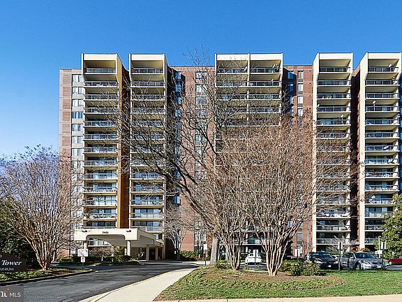 3rd image of 7401 Westlake Ter APT 1016