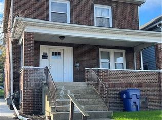1211 Center Ave, Ellwood City, PA