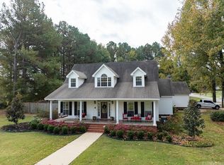4 Castlewood Ct, Searcy, AR 72143