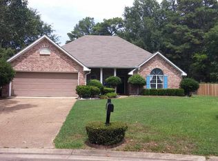 33 Estates Dr, Flowood, MS 39232