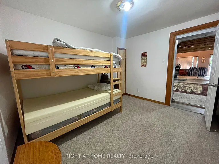 5470 Penetanguishene Rd — Photo 12