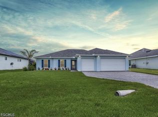 3505 SW 8th Court Cpe, Coral, FL 33914