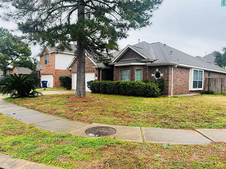 18215 Linden Forest Ln — Photo 20