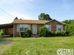 704 Welsey Dr, Clarksville, TN 37042