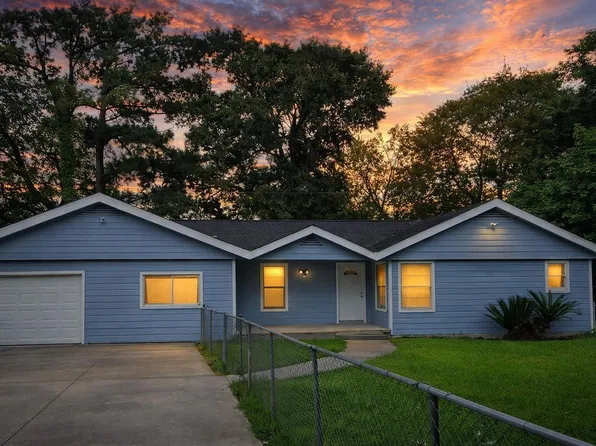 830 Becker St, Channelview, TX 77530