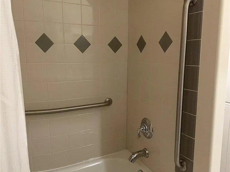 5127A E Harbor Rd — Photo 13
