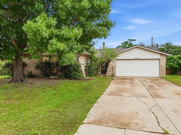 3914 Willowood Ln, Grand Prairie, TX 75052