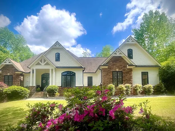 95 Hunters Ln, Newnan, GA 30263