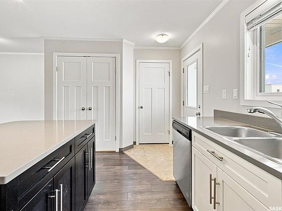 4th image of UNIT 335-522 Cornish ROAD
