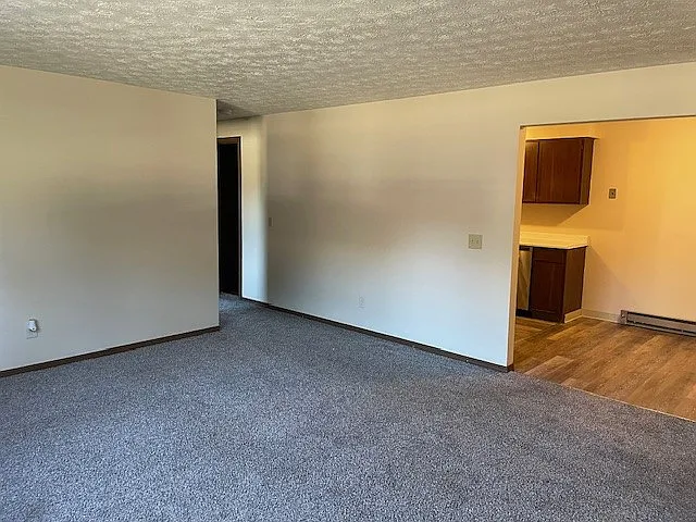 2 bed, $825 — Photo 2