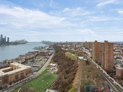 6040 Blvd E APT 20H, West New York, NJ, 07093