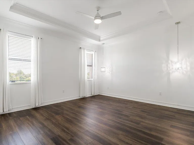 10098 Akenside Dr — Photo 28