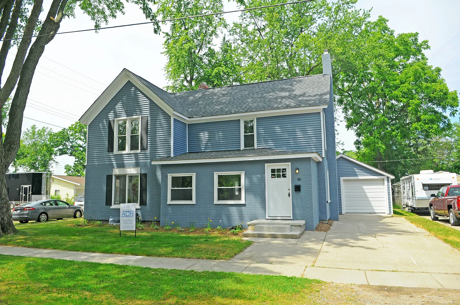 30 S Andrews St photo 1