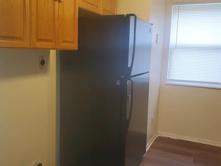 1425 Villa Ct #4 — Photo 4