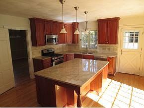 5th image of 4121 University Ct